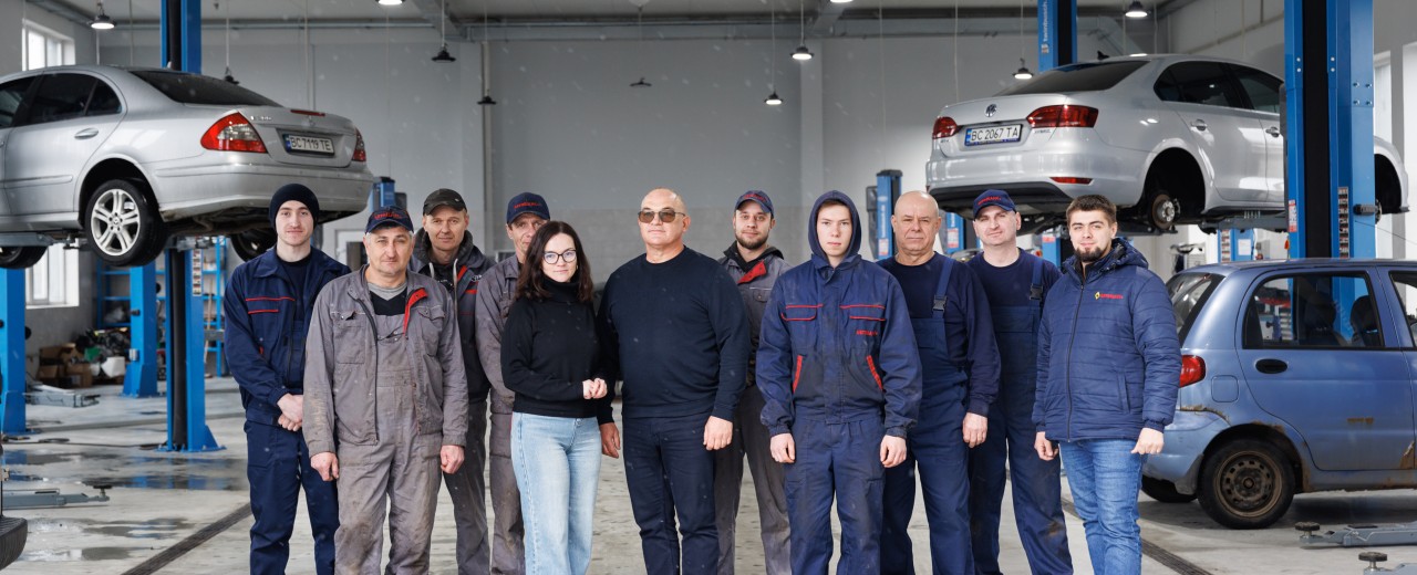 The team of a car repair shop
